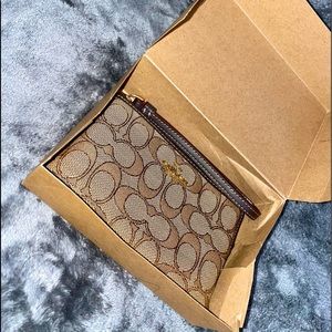 Coach Wallet/Wristlet